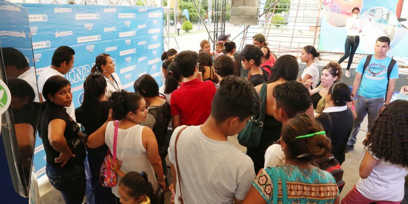 Capitalinos visitan el Mega Circuito #SoyTecNicaragua