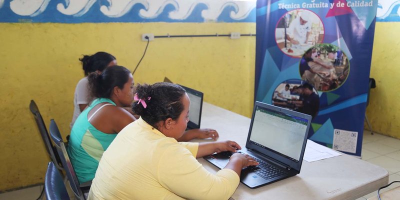 Escuelas Tecnológicas de Campo en el Viejo, Chinandega