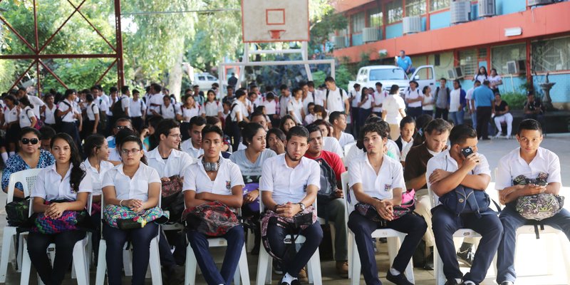Estudiantes Técnicos rinden homenaje a Ernesto Che Guevara