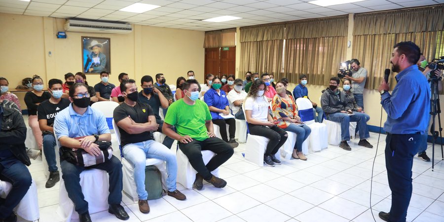 Centro Tecnológico Comandante Hugo Chávez Frías realiza Taller sobre Innovación Industrial