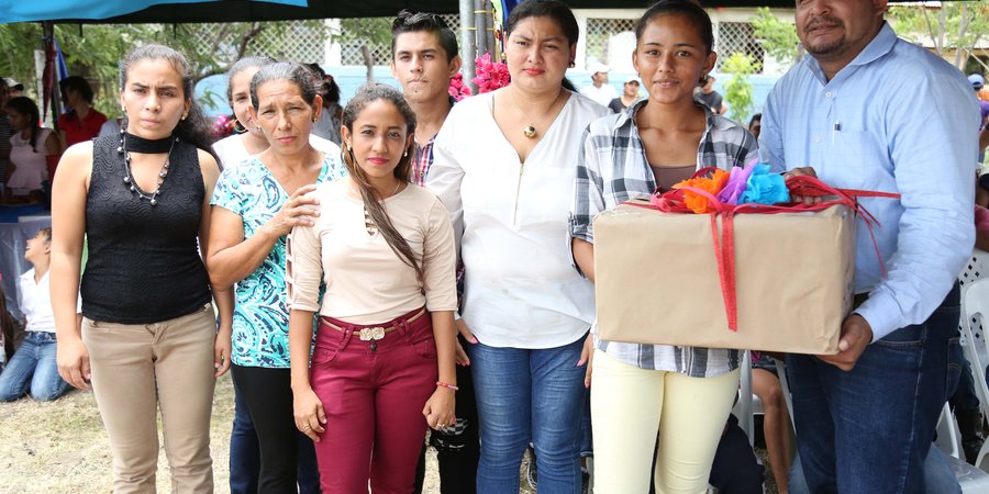 Protagonistas de la comunidad El Incendio realizan feria en saludo a las fiestas patrias