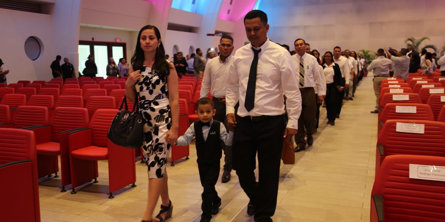 Primera Graduación de Docentes de la Educación Técnica