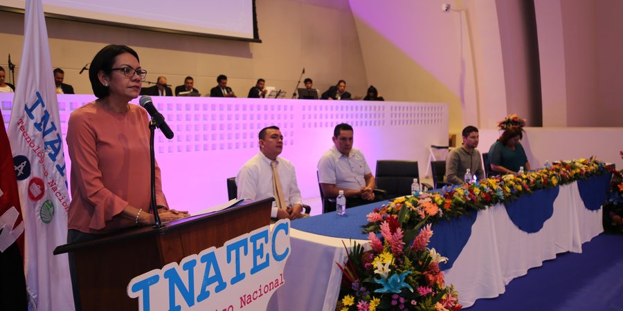 Primera Graduación de Docentes de la Educación Técnica