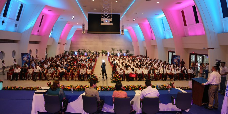 Primera Graduación de Docentes de la Educación Técnica