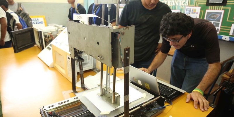 Feria Tecnológica Vocacional