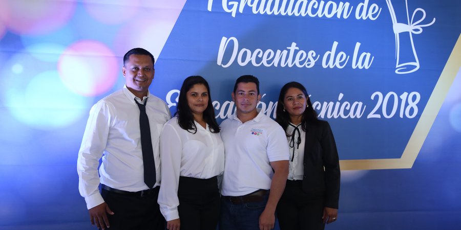 Primera Graduación de Docentes de la Educación Técnica