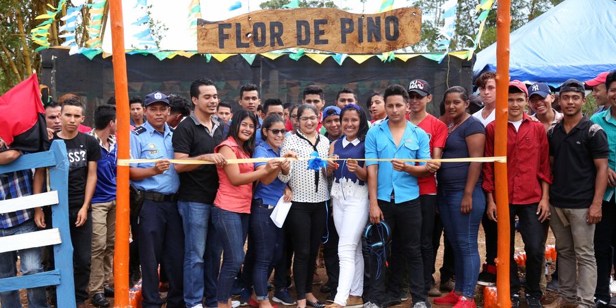 Inauguran vivero didáctico en Nueva Guinea