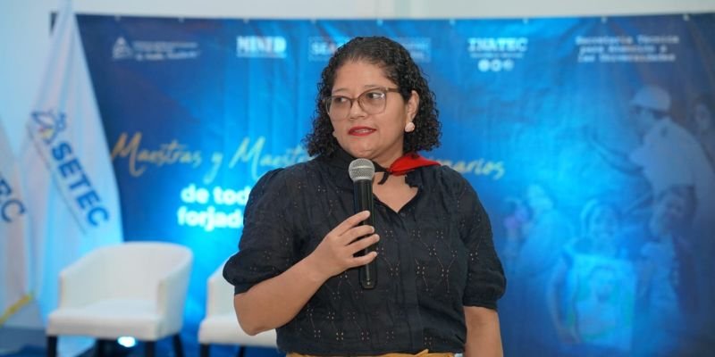 El Sistema Educativo Nacional celebra II Jornada de Reconocimiento a la labor de maestras y maestros