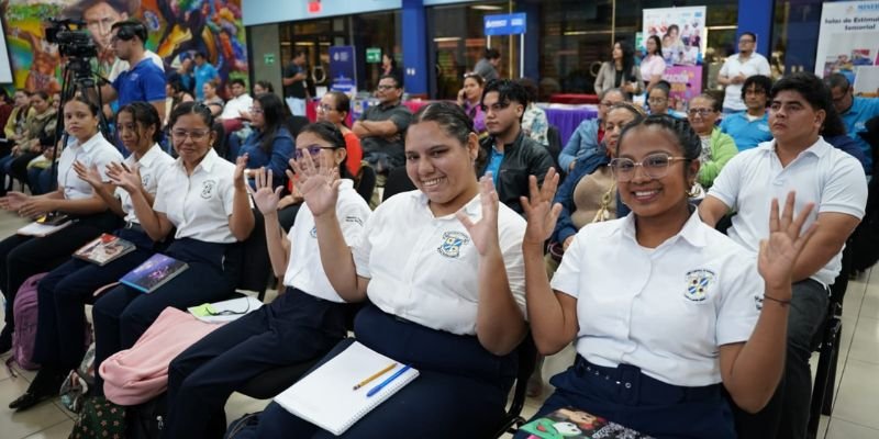 Sistema Educativo Nacional realiza Lanzamiento del Programa de Formación a Maestros en Educación Inclusiva