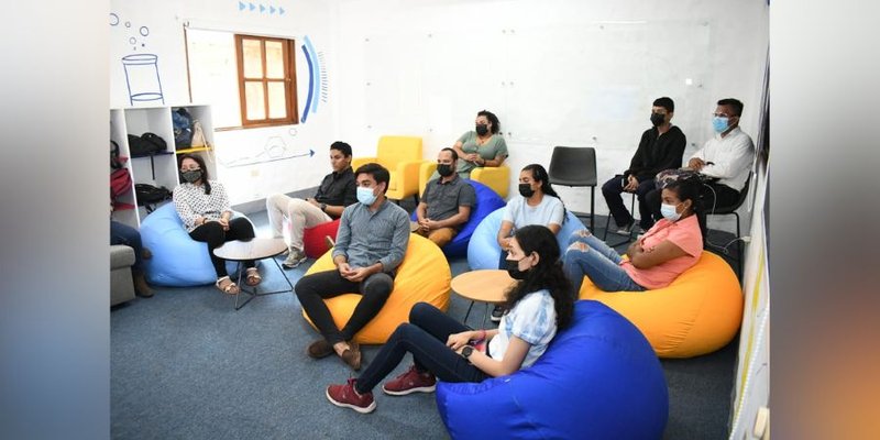 CI Nicaragua realiza Hack Talks con mentes creativas inscritas en Hackathon Nicaragua 2022