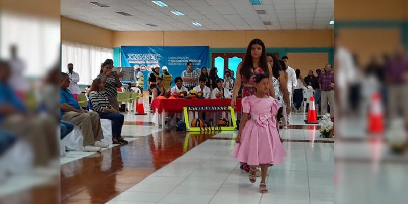 Desarrollan Festival Tecnológico en el Centro Técnico Simón Bolívar