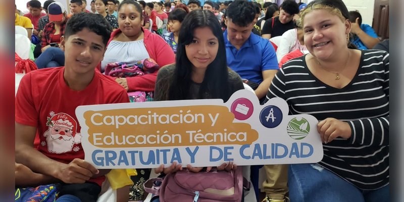 Preparando jóvenes para el desarrollo agropecuario: Centro Tecnológico Germán Pomares inaugura Año Lectivo 2024