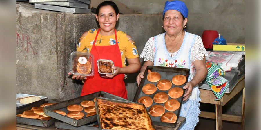 Usura Cero: impulsando el desarrollo de las mujeres