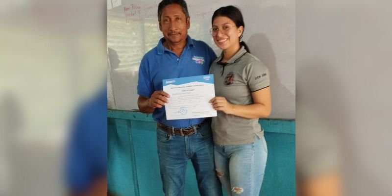 Protagonistas de Escuela Concepción de María, celebran sus logros en Programa Vocación Productiva