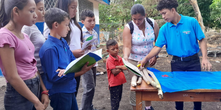 Yaritza Flores: “Aquí estamos en familia y aprendiendo”
