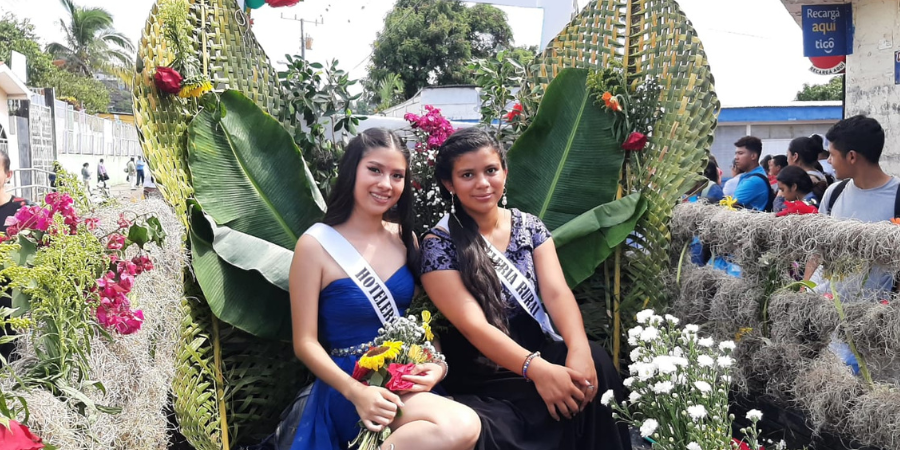 Estudiantes celebran carnaval en saludo al 41 aniversario del centro tecnológico de Matagalpa