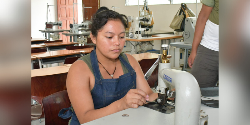 Avanza fortaleciendo de capacidades técnicas y tecnológicas a Artesanos y Emprendedores de Monimbó