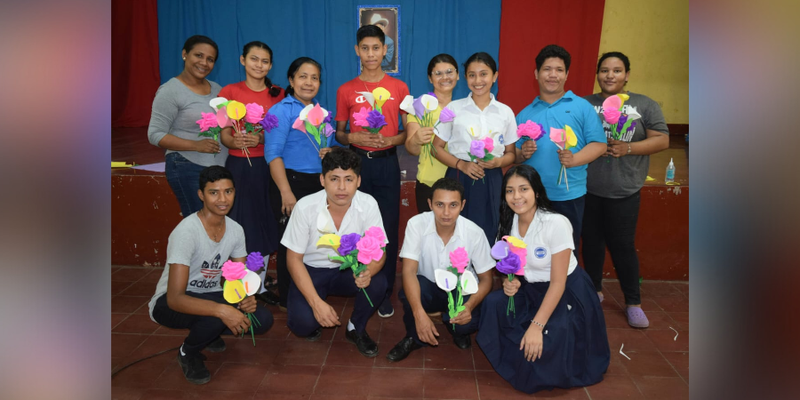 Personas con Discapacidad en Chinandega se Capacitan en Montaje de Eventos