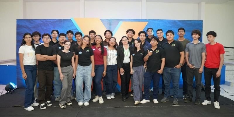 800 mentes creativas ponen a prueba sus ideas  en Managua rumbo a KRONOX 2026