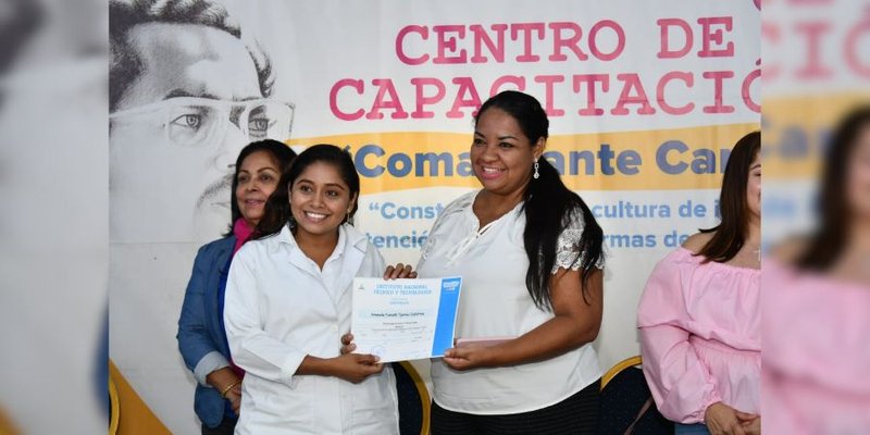 Servidores Públicos se fortalecen para atender con calidad y calidez a Personas con Discapacidad