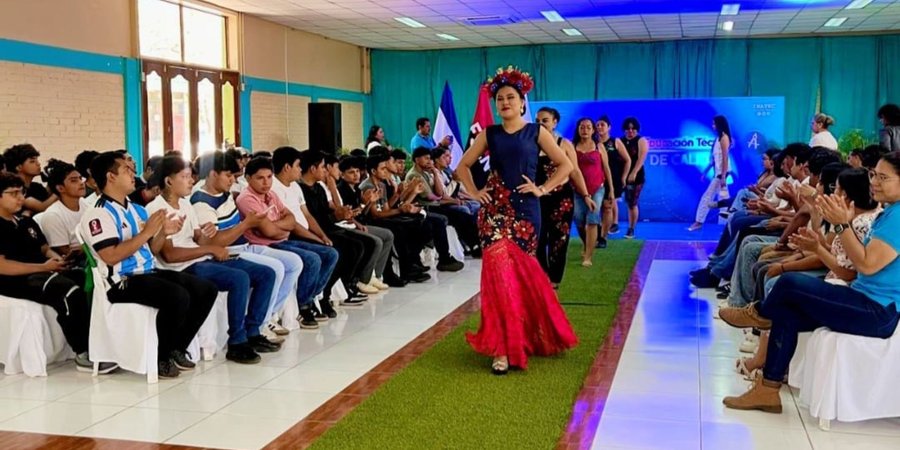 De residuos a creatividad estudiantes transforman reciclaje en innovación y aprendizaje