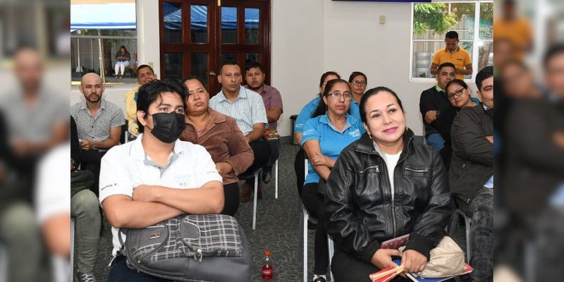 Desarrollan taller de innovación y creatividad para fortalecer las habilidades de docentes técnicos