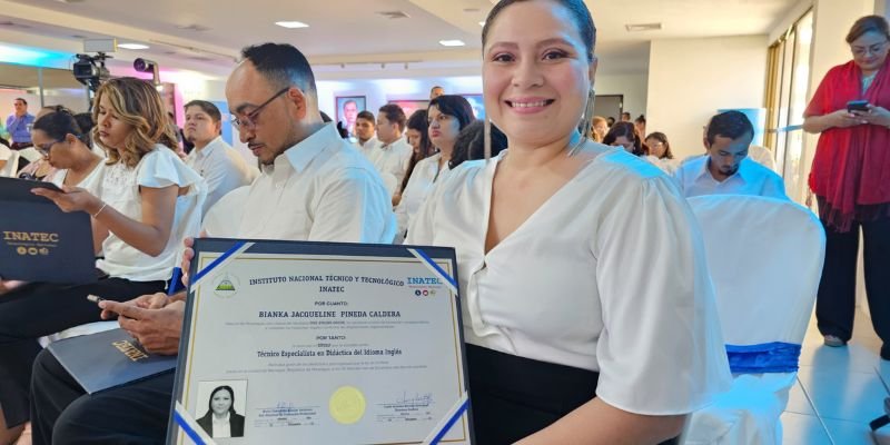 Graduación de 256 Técnicos Especialistas en Didáctica del Inglés impulsa educación en Nicaragua