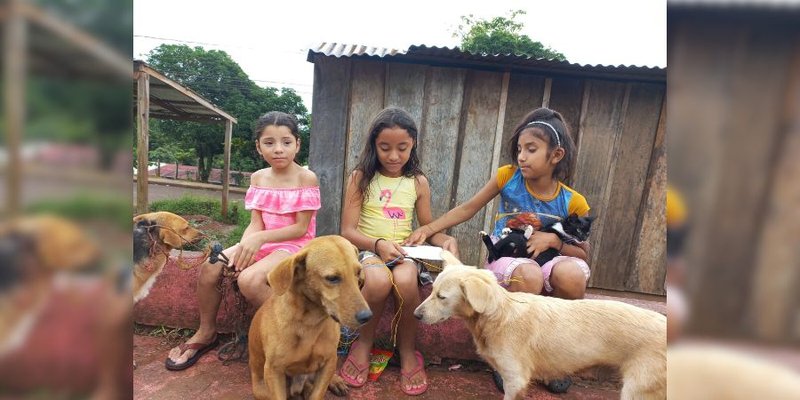 Estudiantes Técnicos de Veterinaria comparten sus aprendizajes con las familias de Nueva Guinea