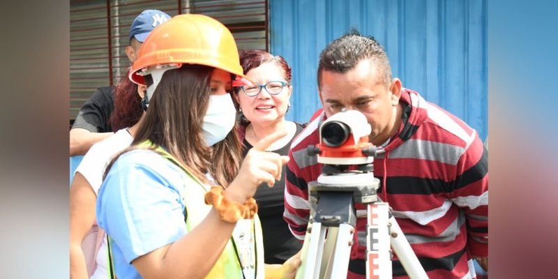 Disponibilidad de Carreras Técnicas en el Centro Tecnológico Simón Bolívar de Managua