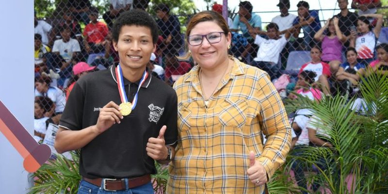 Primer lugar, Atletismo Masculino