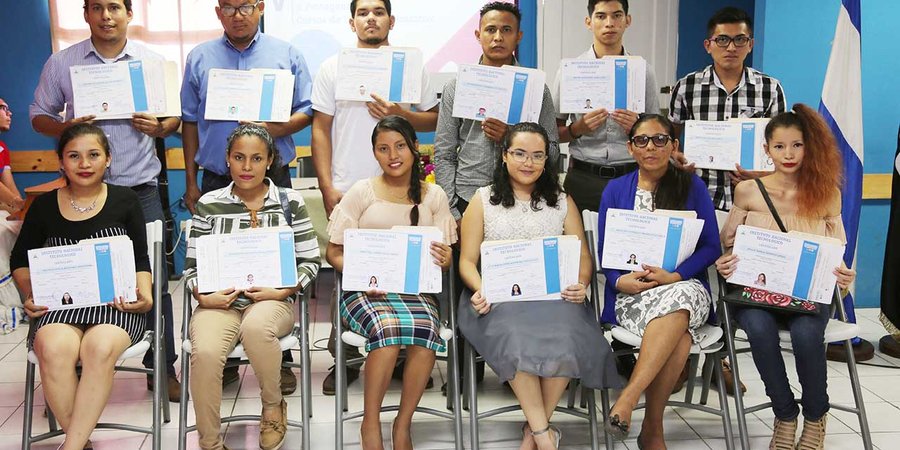 Nuevos egresados del curso Inglés Comunicativo