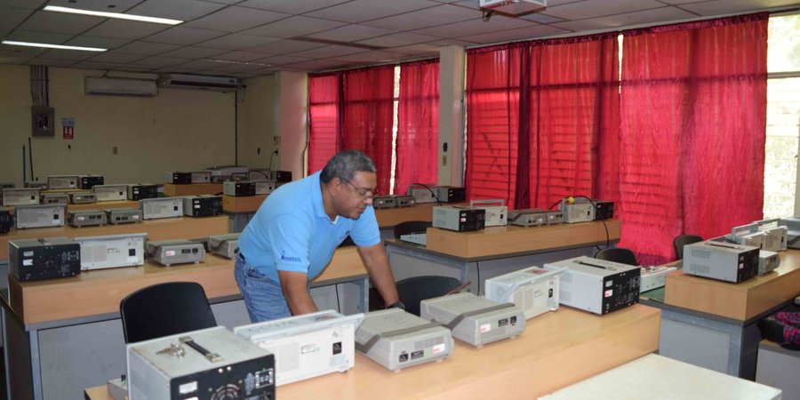 Carreras Técnicas con espacios didácticos  totalmente equipados en Chinandega