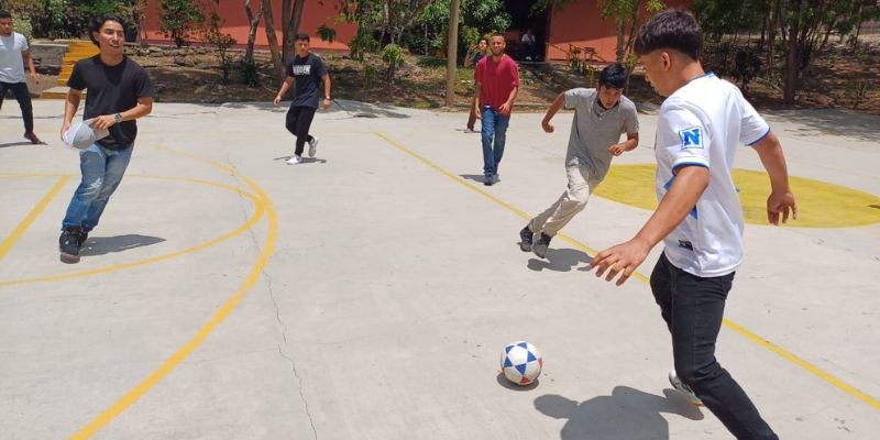 El Centro Tecnológico "El Zorro", realiza circuito deportivo