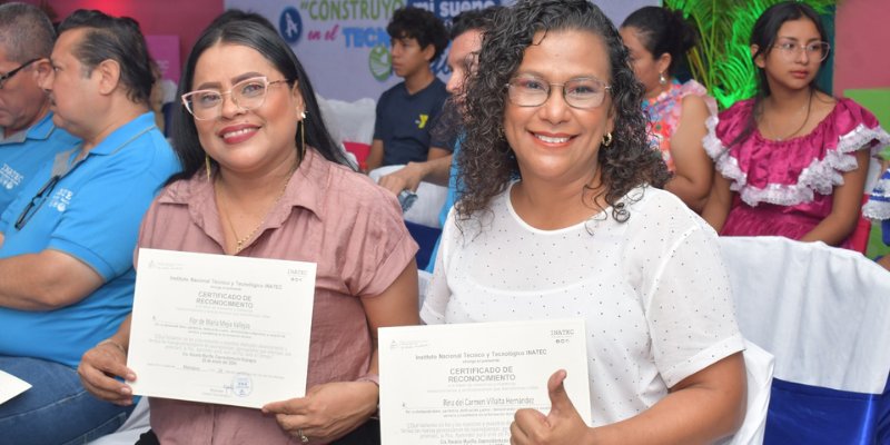 Celebran a más de 3,000 maestros y maestras de educación tecnológica
