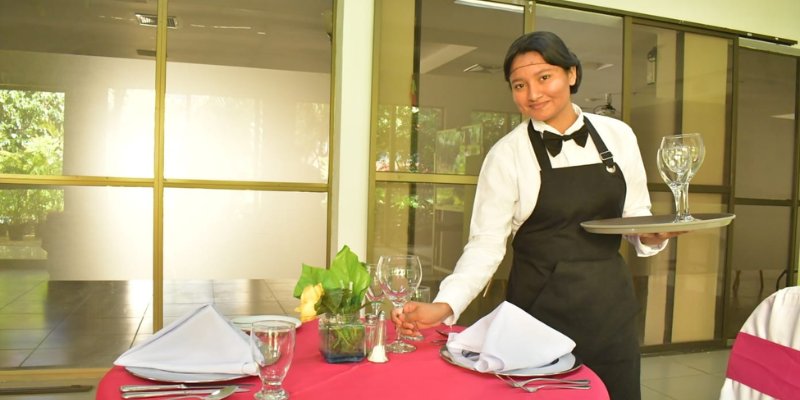 Centro Tecnológico Amanda Aguilar impulsa carreras en turismo y hotelería