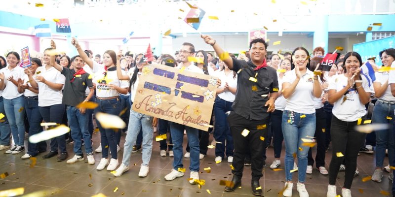 Centro Tecnológico celebra su nuevo nombre: Amanda Aguilar