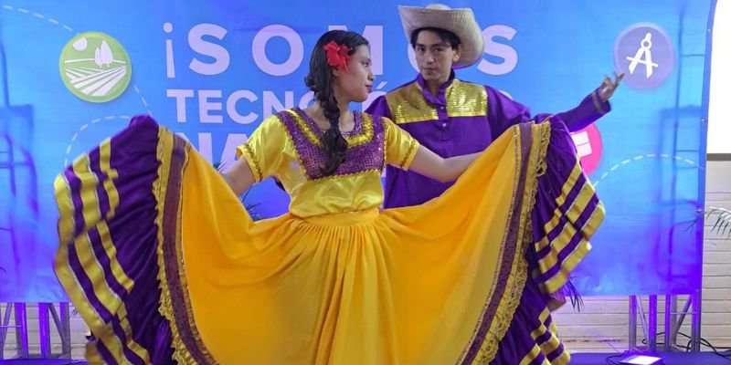 Centro Tecnológico de Diriamba conmemora el 87 aniversario del natalicio del Comandante Ricardo Morales Avilés