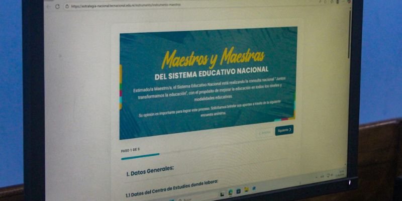 Comunidad educativa participa en la construcción de la Estrategia Nacional de Educación 2027-2030