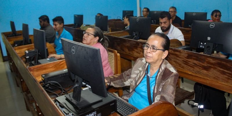 Comunidad educativa participa en la construcción de la Estrategia Nacional de Educación 2027-2030