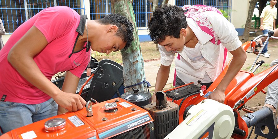 Centro Tecnológico Héroes y Mártires de Villa Nueva