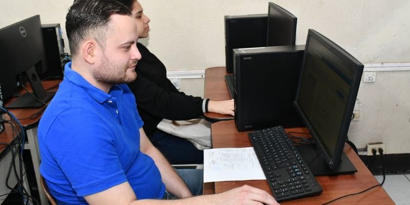 Demostraciones de capacidades y habilidades aprendidas por estudiantes técnicos del sector industrial