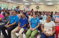 Madres y padres toman un lugar clave  en la educación de sus hijos