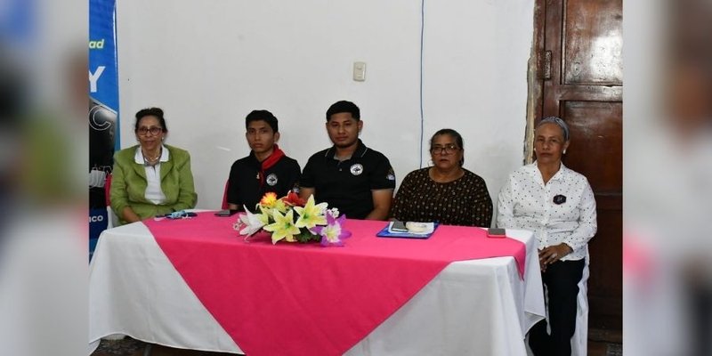 Estudiantes Técnicos de Masaya Saludan el 43 Aniversario del Inicio de Cruzada Nacional de Alfabetización