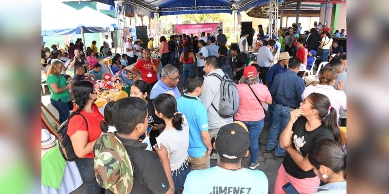 Emprendedores y Artesanos de Masaya participan del Primer Festival “Monimbó: Un Pueblo que Emprende”