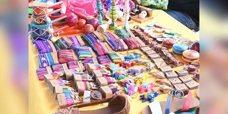 Emprendedores y Artesanos de Masaya participan del Primer Festival “Monimbó: Un Pueblo que Emprende”