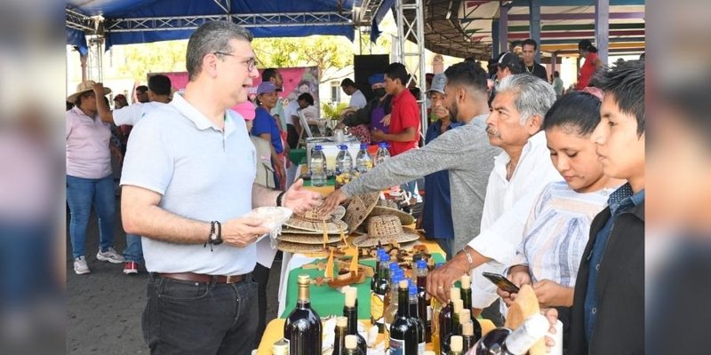 Emprendedores y Artesanos de Masaya participan del Primer Festival “Monimbó: Un Pueblo que Emprende”