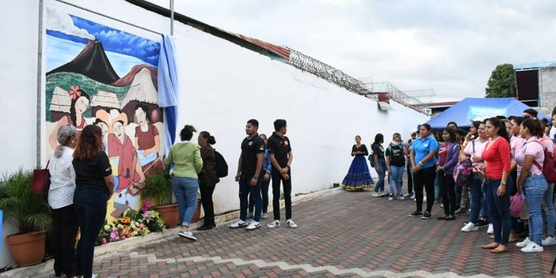 Estudiantes Técnicos de Masaya Saludan el 43 Aniversario del Inicio de Cruzada Nacional de Alfabetización