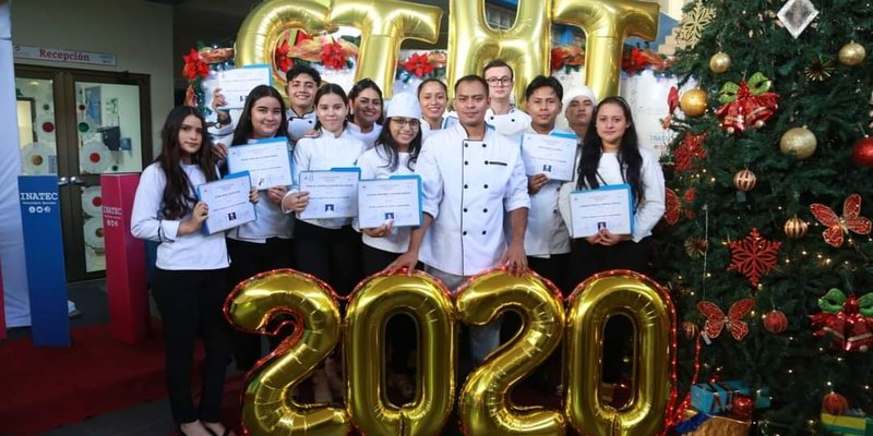 Managua: Se Graduaron 111 Estudiantes En Carreras  Del Sector Turismo Y Hotelería  Por: Gabriela Almanza  El Centro Tecnológico de Hotelería y Turismo del Inatec materializó el sueño de 111 jóvenes ca