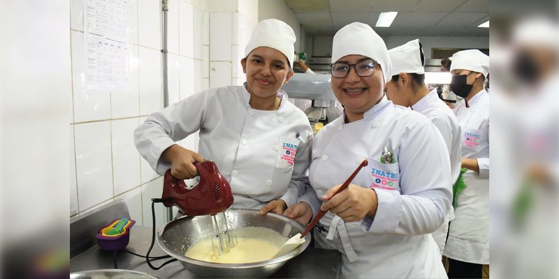 Estudiantes de carreras técnicas de hotelería y turismo inician clases prácticas