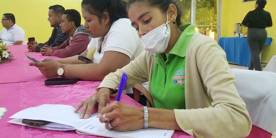 Encuentros Departamentales con Facilitadores del Programa Usura Cero